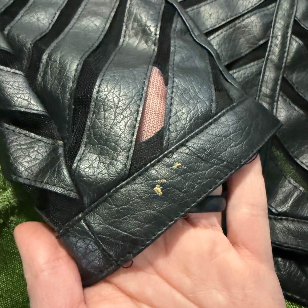 Yoki Black Chevron Pattern Jacket - image 5